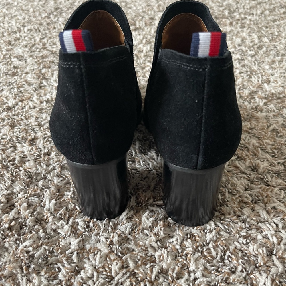 Tommy Hilfiger Boots - Picture 7 of 11